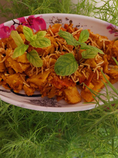 सुरन/जिमीकंद चाट(SOORAN CHHAT RECIPE IN HUNDI) रेसिपी मुख्य फोटो
