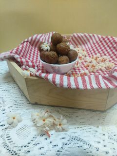 নারকেল নাড়ু(narkel naru recipe in Bengali) রেসিপির প্রধান ছবি