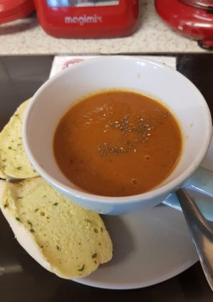 A picture of My Creamy Leek & Tomato Soup. 💖.