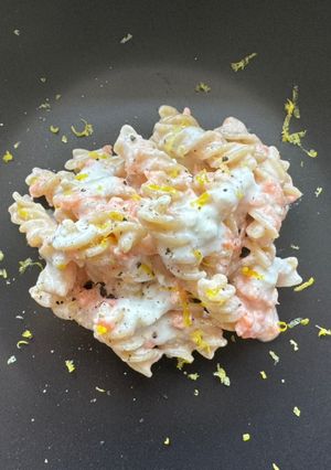Foto di Pasta al salmone con crema di burrata