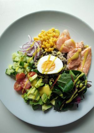 彩虹蔾麥沙拉-健康蔬食吃彩虹-Rainbow Quinoa Salad 的食譜成品照片