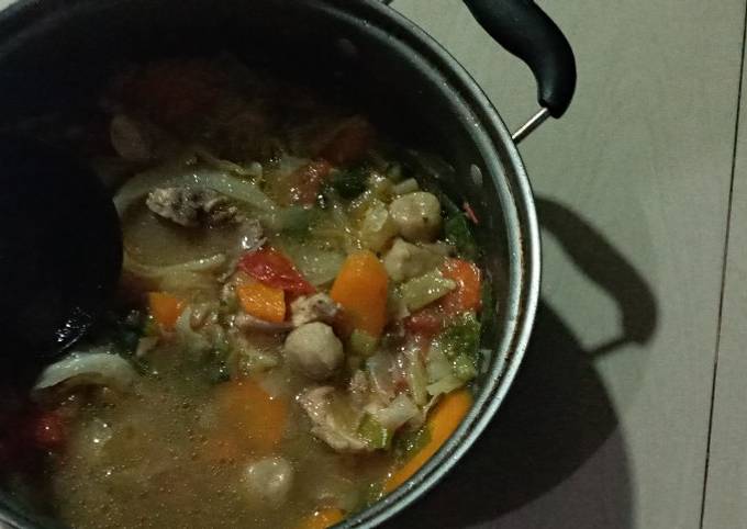 Resep Sayur Sop Ayam Bakso Anti Gagal