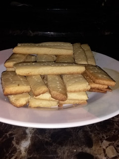 A picture of Short bread cookies.