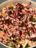 Ensalada con arroz, rábanos y vinagreta de menta