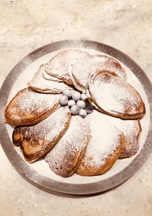 A picture of Mango & Coconut Pancakes.