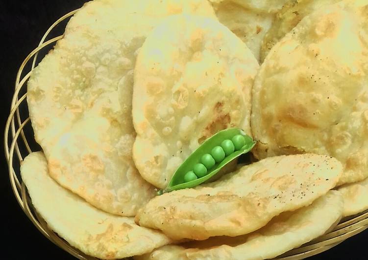 Simple Way to Make Favorite Green peas puri