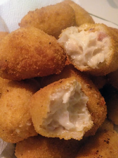 Una foto de Croquetas de pollo y jamón