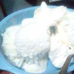 Ice cream durian ala ala aku yaahh.. Lembut & lumer binggo lochh রেসিপির প্রধান ছবি
