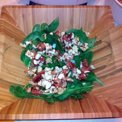 A picture of Brenda's Strawberry-Spinach Salad with Cracked Pepper Vinaigrette.