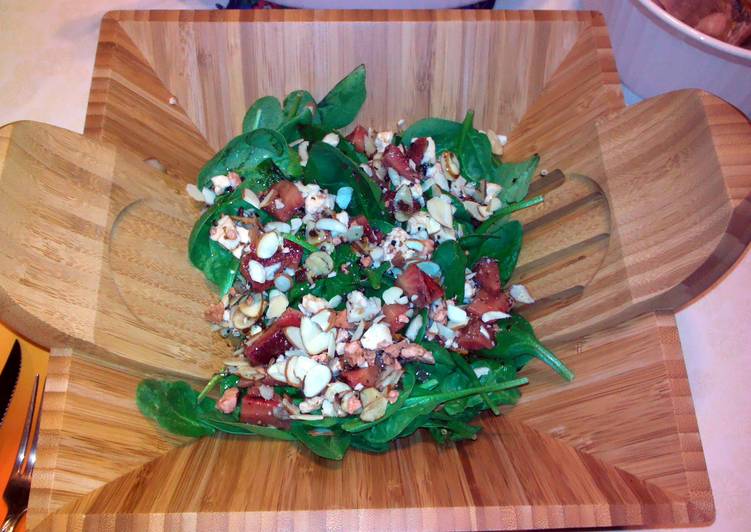 Recipe of Ultimate Brenda's Strawberry-Spinach Salad with Cracked Pepper Vinaigrette