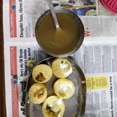 Pani puri A picture of Pani puri.