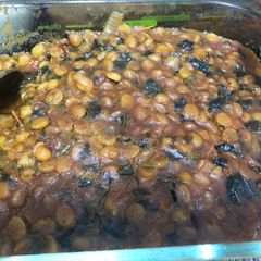 A picture of Chana daal palak combination.