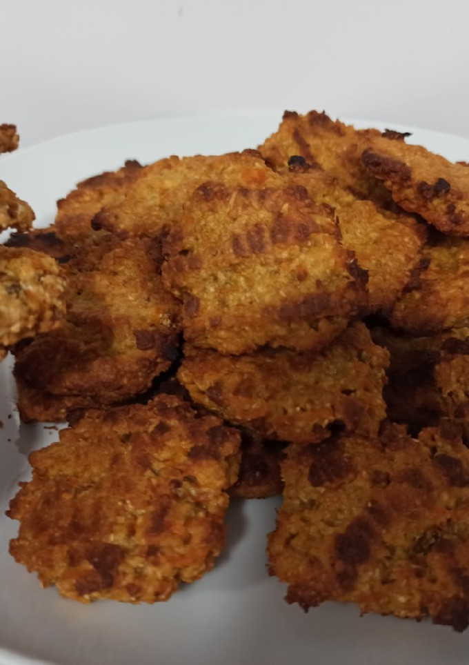 Una foto de Galletas de zanahoria y avena (BLW)
