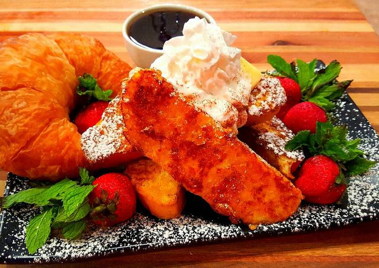 Recipe of Favorite Mike's Bourbon French Toast