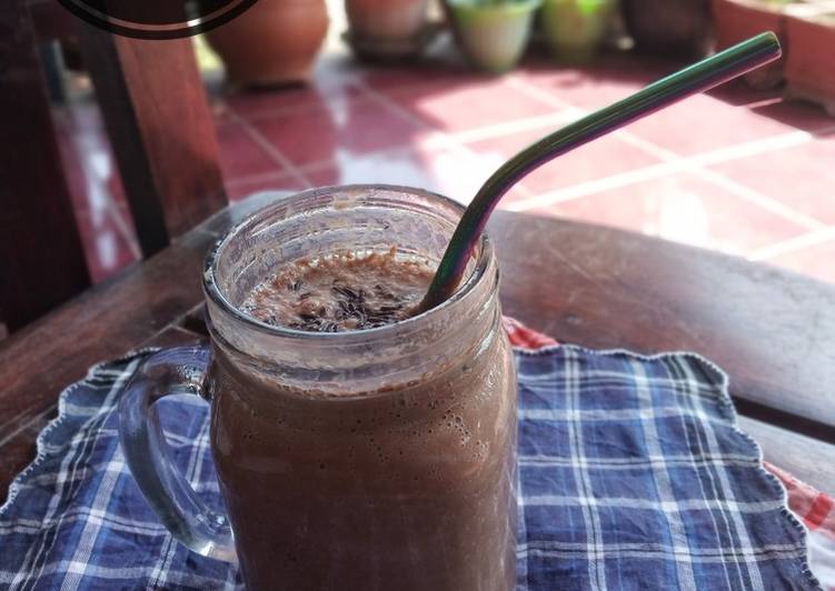 Choco Banana Milkshake