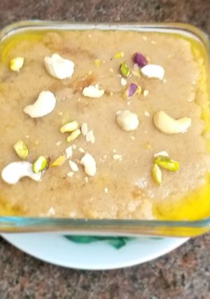 ઘઉં ના જાડા લોટ નો શીરો(Wheat crispy flour siro recipe in Gujarati) રેસીપી મુખ્ય ફોટો