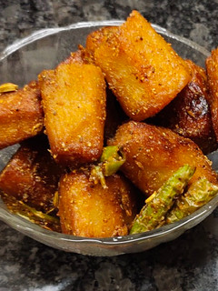 फ्राई अरबी (Fry arbi recipe in Hindi) रेसिपी मुख्य फोटो