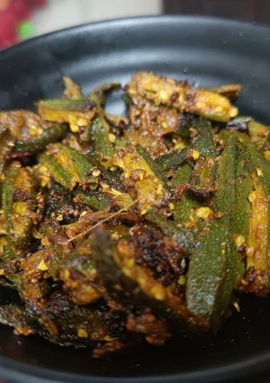 A picture of Bhindi Ki Sabzi.