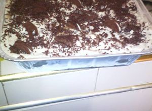 Una foto de Marquesa de chocolate con galletas oreo