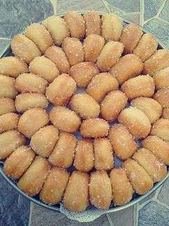 صورة لوصفة دونات بعجينه عشر دقائق