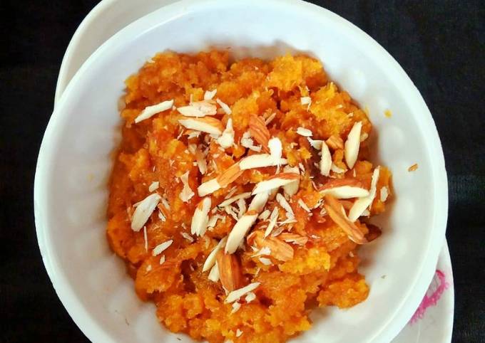 Pressure cooker gajar halwa recipe Instant carrot halwa