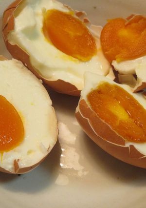 醃製鹹雞蛋(裹鹽法） 的食譜成品照片