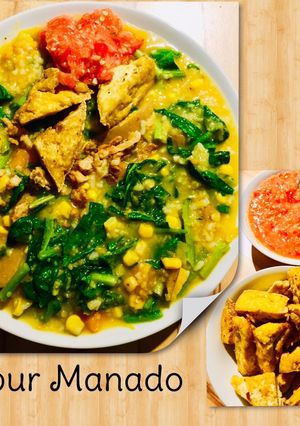 A picture of Bubur Manado / Tinutuan(in English & Indonesian language).
