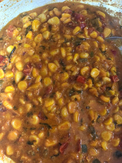 મકાઈ મેજીક વેજી (Makai Megic Veg Recipe In Gujarati) રેસીપી મુખ્ય ફોટો