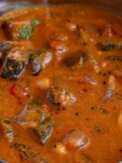 வெண்டைக்காய் புளிக்குழம்பு (Vendaikkaai pulikulambu Recipe in Tamil) செய்முறை முக்கிய புகைப்படம்
