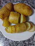 Patatas hasselback