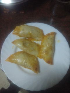 Una foto de Empanadillas de atún, aceitunas y huevo duro