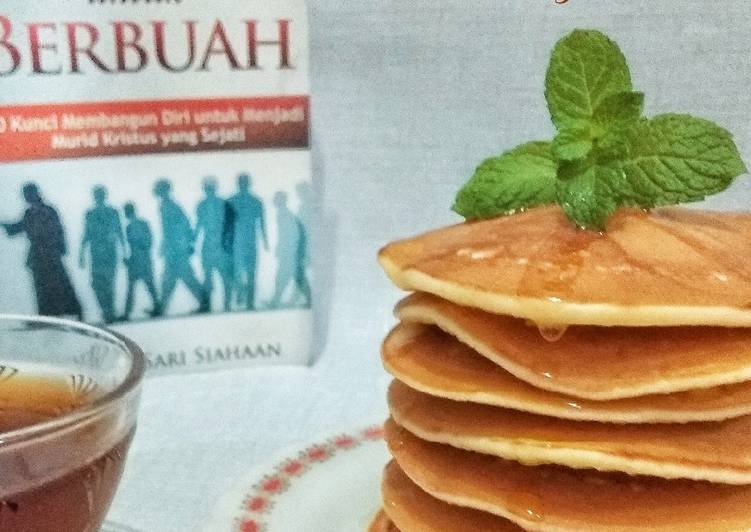 Resep Pancake With Mint Honey Sauce yang Enak