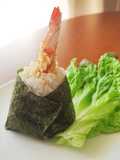 Onigiri con un cuore di 'Ebi Fry' (gamberi fritti giapponesi)
