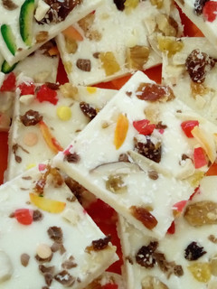 A picture of White Chocolate Bark.