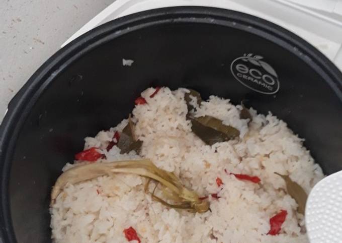 Standar Resep bikin Nasi Liwet Magicom  istimewa