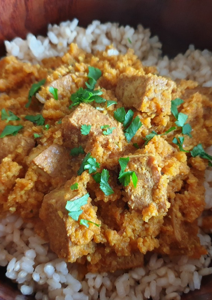 Una foto de Tofu tikka masala
