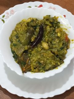 ગ્રીન ખીચડી (Green Khichdi Recipe In Gujarati) રેસીપી મુખ્ય ફોટો