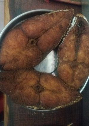 A picture of Fish roast King fish.