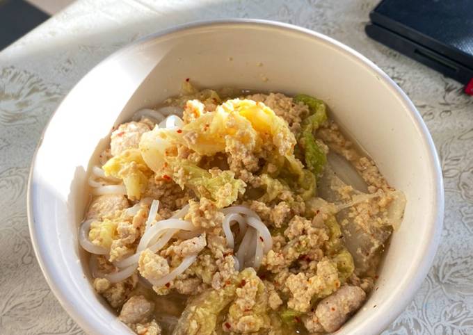 minced-pork-scrambled-egg-noodle-soup-recipe-by-jeerapa-k-cookpad