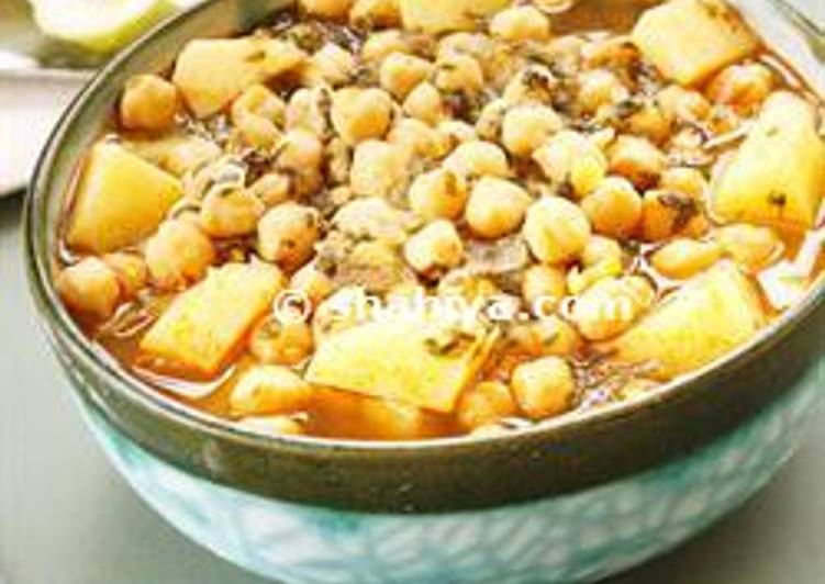 Simple Way to Prepare Speedy Moroccan Chickpea & Potato Soup