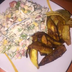 A picture of Salad & fried plantain.