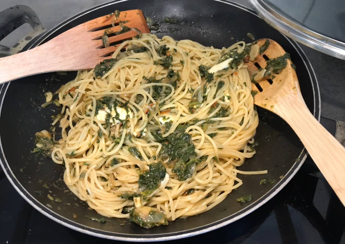 Recipe of Any-night-of-the-week Pasta with spinach sauce