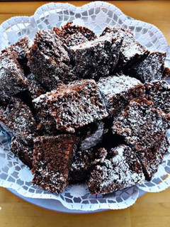 Una foto de Bizcocho de chocolate 1, 2, 3