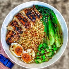 A picture of Soy, Chilli & Ginger Chicken Ramen.