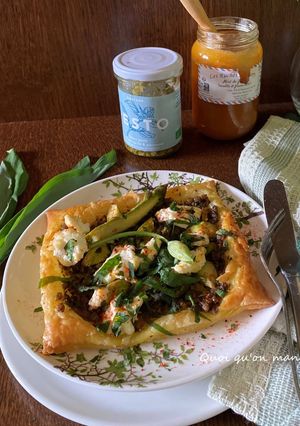 Une photo de Tartelette à la Brousse – Ail des Ours et Asperges Vertes