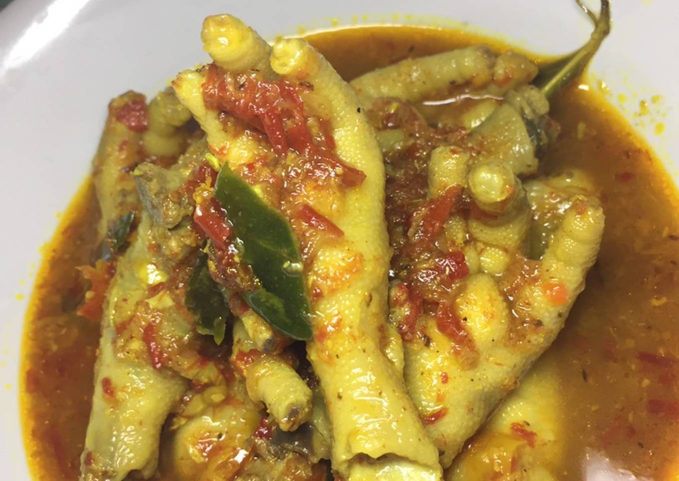 Ceker pedas enak