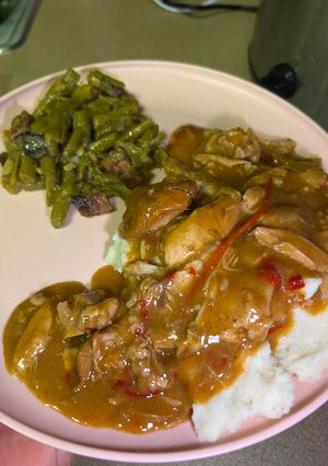 A picture of Crockpot Smothered Turkey Wings.