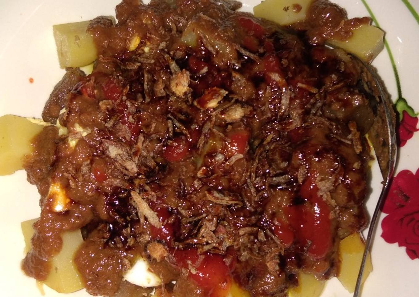 Bakso goreng saus kacang