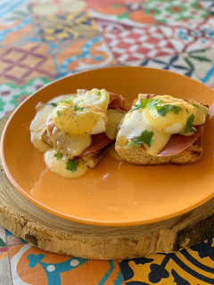 Una foto de Huevos benedict a la española!