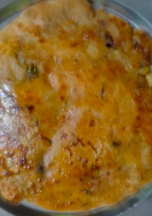 आलू का पराठा (aloo ka paratha recipe in Hindi) रेसिपी मुख्य फोटो